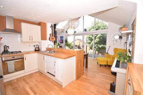 3 bedroom end of terrace house for sale, Jupes Close, Exminster, Exeter, EX6