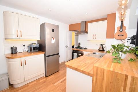 34 Jupes Close, Exminster, Exeter, EX6 8BN