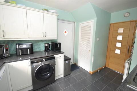 3 bedroom semi-detached house for sale, Newhall Crescent, Leeds, West Yorkshire