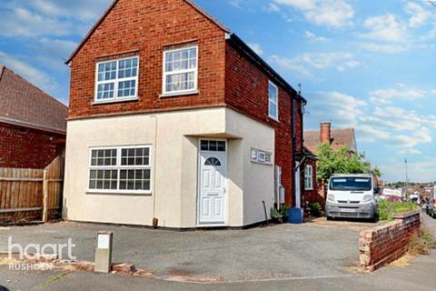 3 bedroom detached house for sale, St Margarets Avenue, Rushden