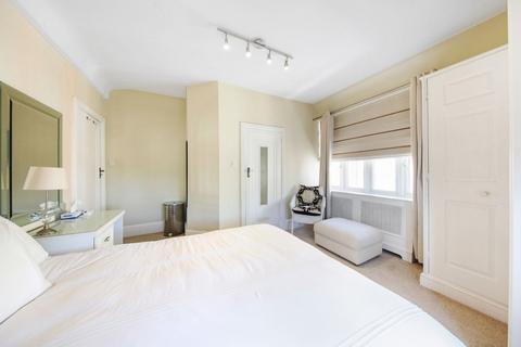 3 bedroom flat for sale, Hall Road, St John's Wood, NW8