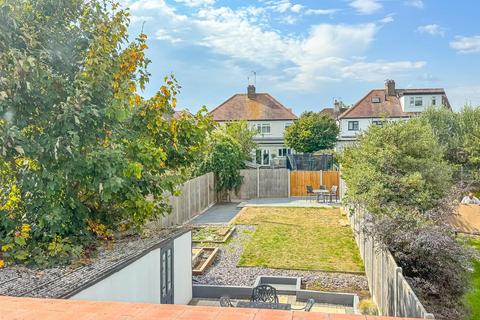 3 bedroom semi-detached house for sale, Thorpedene Gardens, Southend-on-Sea SS3