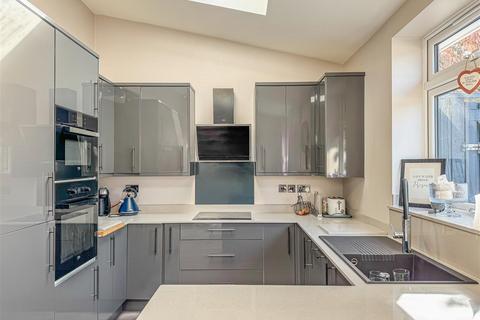 79 Thorpedene Gardens, Shoeburyness, Southend-on-sea, SS3 9JE
