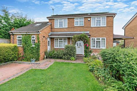 4 bedroom detached house for sale, Langdale Drive, Ackworth, Pontefract