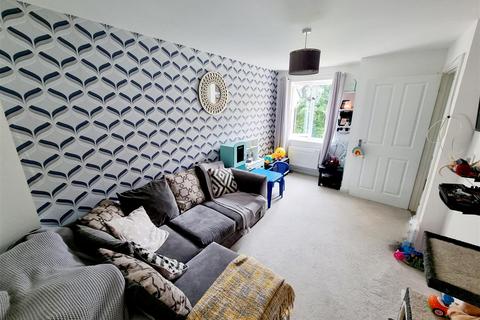 2 bedroom end of terrace house for sale, Cowslip Walk, Liskeard