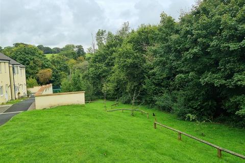 2 bedroom end of terrace house for sale, Cowslip Walk, Liskeard