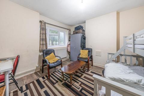 1 bedroom flat for sale, Peckham Rye, London