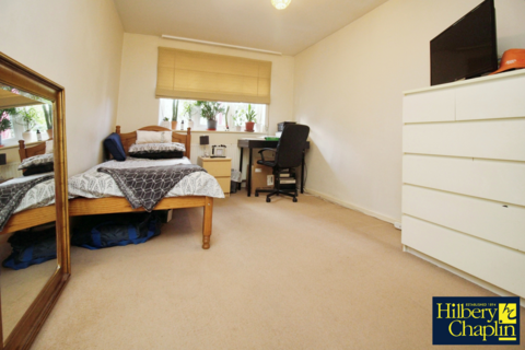 2 bedroom apartment for sale, Mawney Road, Romford, RM7