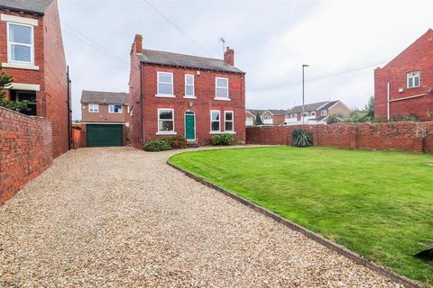 4 bedroom detached house for sale, Ferry Lane, Wakefield WF3