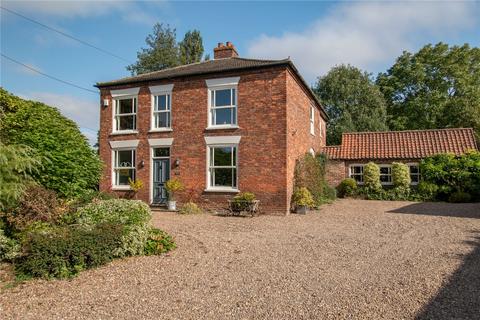 3 bedroom equestrian property for sale, South End, Goxhill, North Lincolnshire, DN19