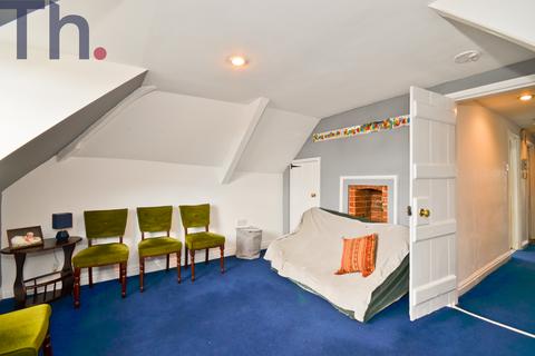 undefined, 29A Lugley Street, Newport PO30