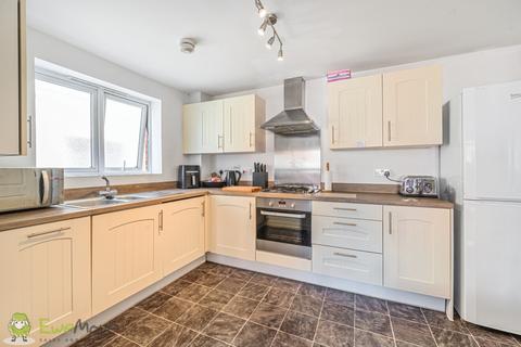 7 Boundary Place, Tadley, RG26 4PW
