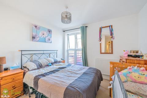 7 Boundary Place, Tadley, RG26 4PW