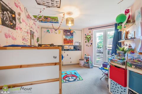 7 Boundary Place, Tadley, RG26 4PW