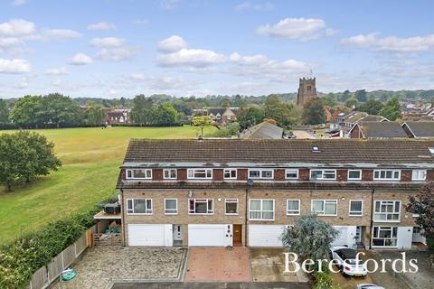 5 bedroom terraced house for sale, Fairfield, Ingatestone, CM4