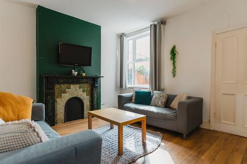 3 bedroom end of terrace house for sale, Lorne Road, Clarendon Park, LE2