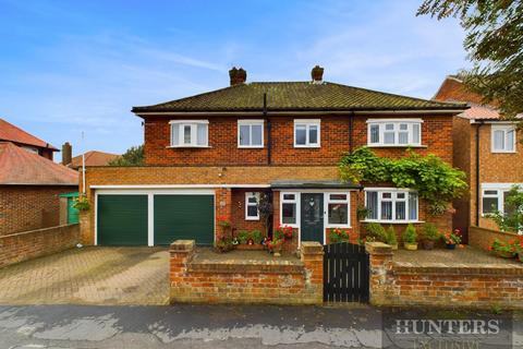 20 Second Avenue, Bridlington, YO15 2LW