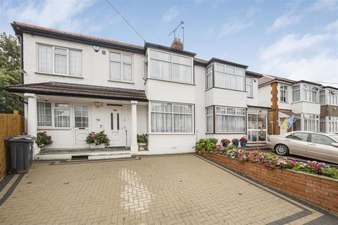 5 bedroom semi-detached house for sale, Inwood Road, Hounslow