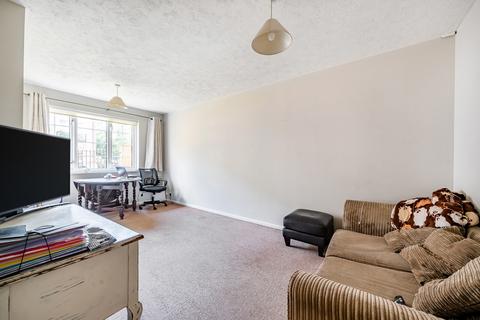 50 Sigrist Square, Kingston Upon Thames, KT2 6JY