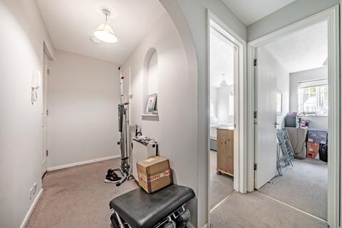 50 Sigrist Square, Kingston Upon Thames, KT2 6JY