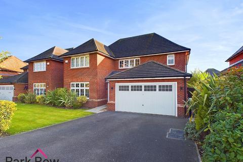 4 bedroom detached house for sale, Low Street, Sherburn In Elmet, Leeds