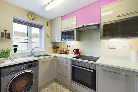 2 bedroom terraced house for sale, Flemming Avenue, Ruislip HA4