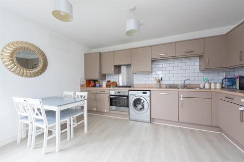 3, Clarendon House, 7 St. Cross Road, Basingstoke, RG24 9AP
