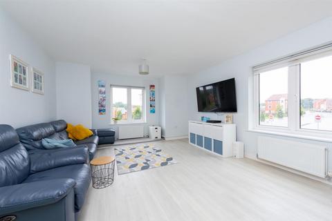 3, Clarendon House, 7 St. Cross Road, Basingstoke, RG24 9AP