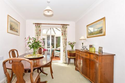 2 bedroom semi-detached house for sale, Hills Place, Horsham, West Sussex