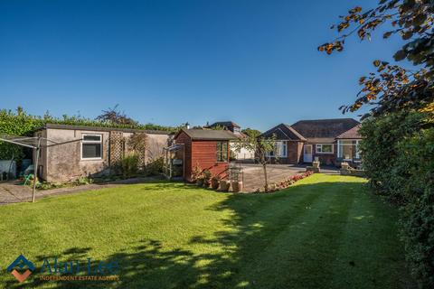 3 bedroom bungalow for sale, Marlborough Drive, Tytherington, SK10 2JX