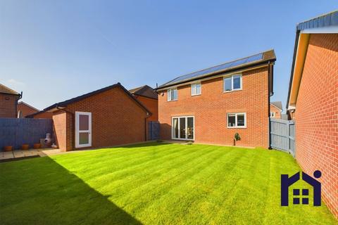 4 bedroom detached house for sale, Asland Drive, Mawdesley, L40 3AE