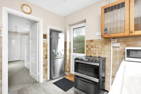 83 Overdale, Ashtead, KT21 1PX
