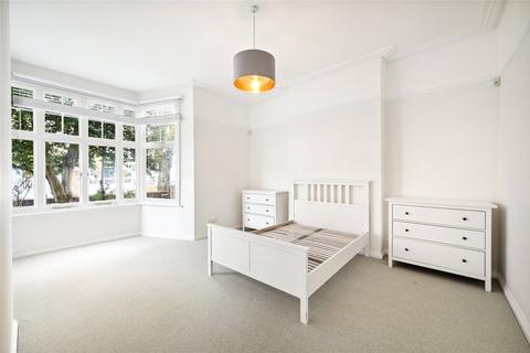 1 bedroom apartment for sale, Woodstock Road, London, W4