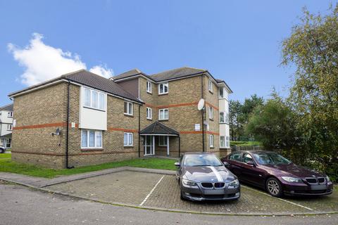 1 bedroom flat for sale, Stirling Grove, Hounslow TW3