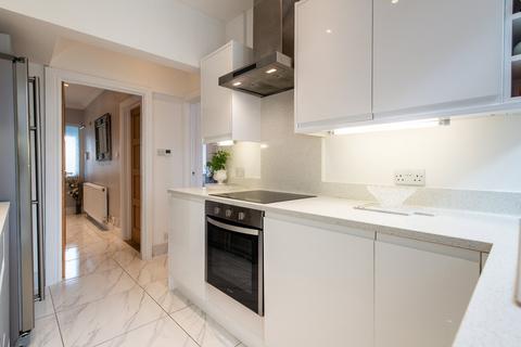 25 Lingfield Road, Gravesend, DA12 5AH