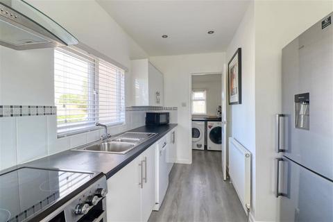 2 bedroom apartment for sale, The Green, Great Bentley CO7