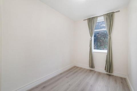 2 bedroom flat to rent, Willesden Lane, London, NW6