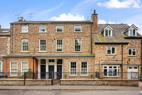 5 bedroom terraced house for sale, Haxby Road, York YO31 8JX