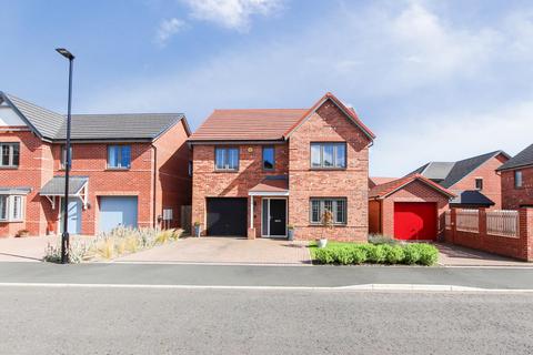 4 bedroom detached house for sale, Hazel Court, Cygnet Park, NE12