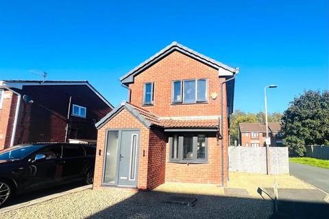 3 bedroom detached house for sale, Pipit Close, Audenshaw