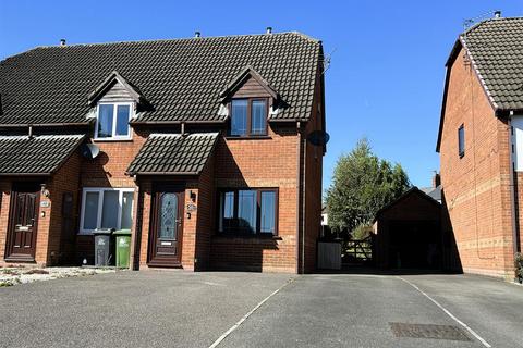 2 bedroom semi-detached house to rent, Cantley Road, Alfreton DE55