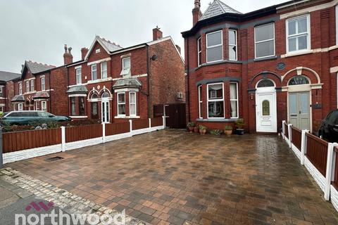 3 bedroom semi-detached house for sale, Walnut Street, Southport, PR8