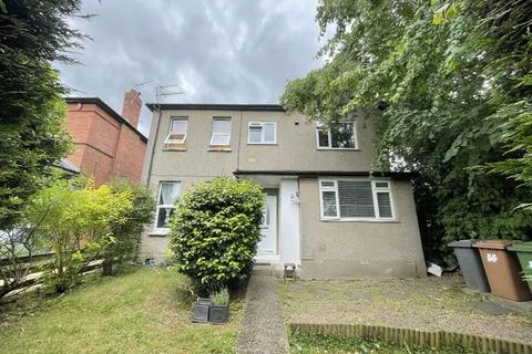 1 bedroom maisonette for sale, Barnet Road, Potters Bar, Hertfordshire, EN6 2RD