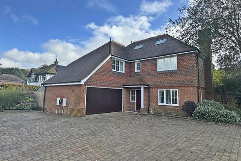 7 bedroom detached house to rent, Tadworth