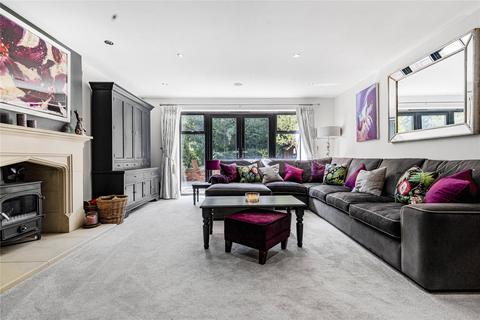 5 bedroom detached house for sale, Kingswood Road, Penn and Tylers Green, High Wycombe, Buckinghamshire, HP10