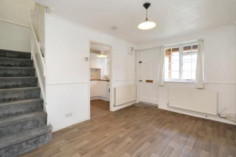 1 bedroom terraced house to rent, Addison Gardens, Surbiton KT5