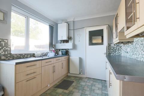 3 bedroom terraced house for sale, Braemar Avenue, Hull, HU6 7UE