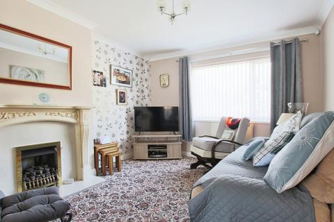 3 bedroom terraced house for sale, Lythe Avenue, Hull, HU5 4TE