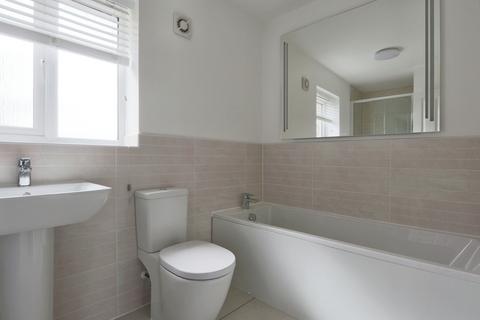 6 Bromby Close, Cottingham, HU16 5DF