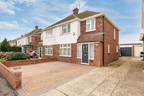 22 Peel Way, Uxbridge, UB8 3RN
